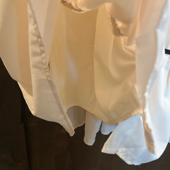 Entro Elegant Cream Dress - Picture 5 of 7